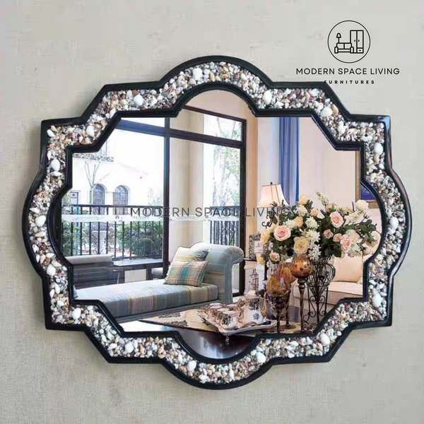 WINRY Victorian Accent Wall Mirror