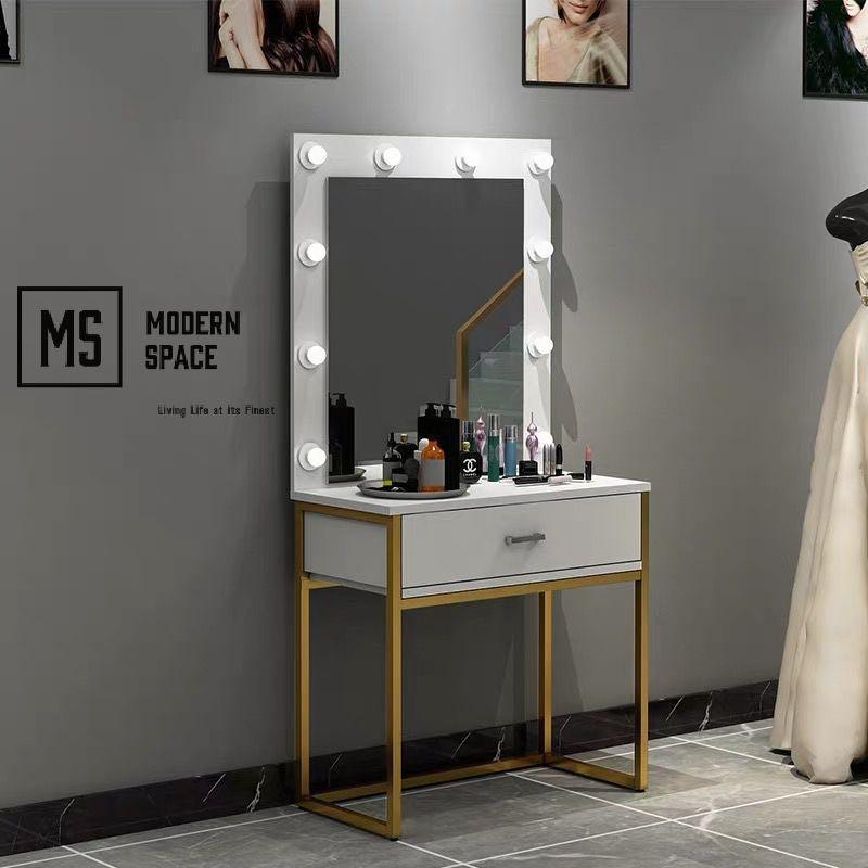 Spotlight mirror dressing table online