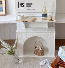 Load image into Gallery viewer, MIZZA Victorian Hallway Console
